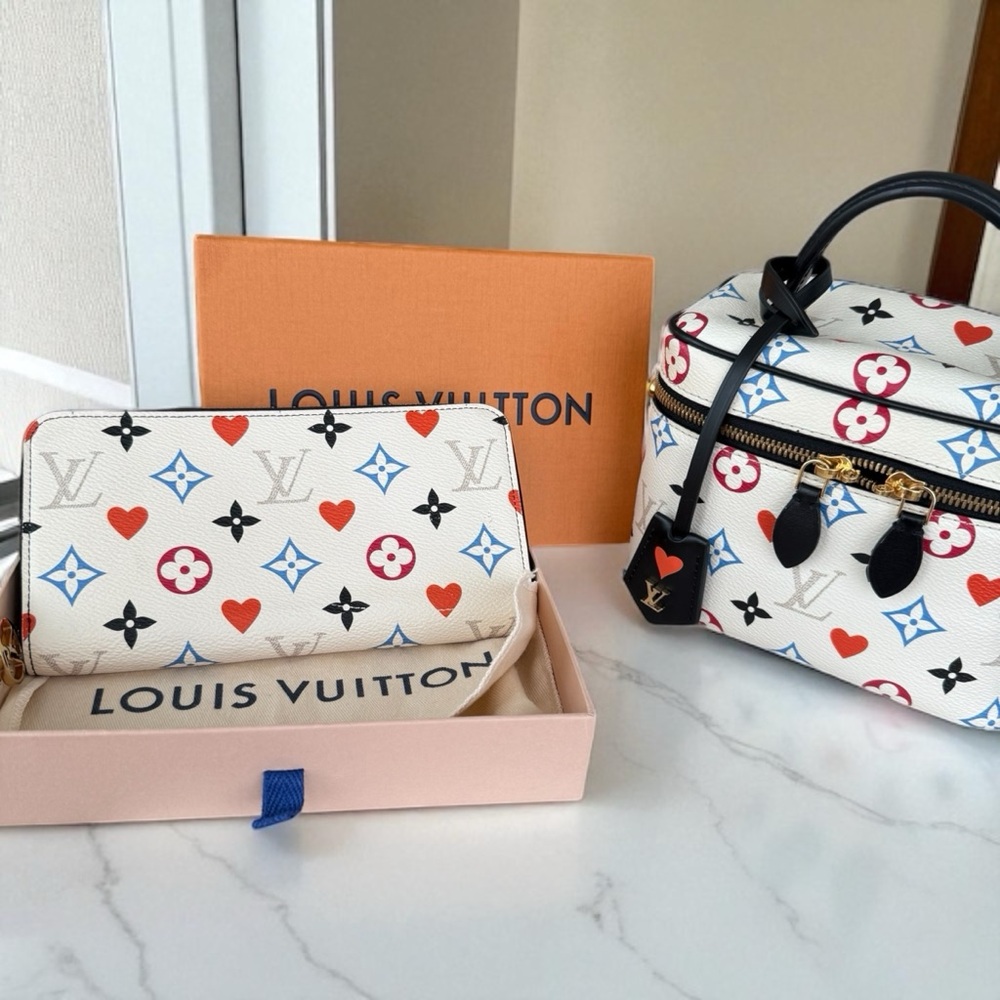 SOLD Louis Vuitton Limited Edition Game On Zippy Wallet - Multicolor - Picture 2 of 8